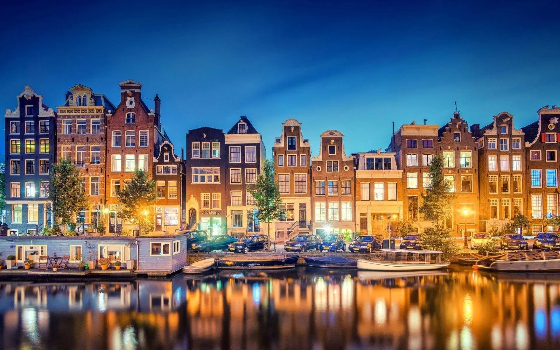Top 5 Upcoming Tech Conferences in Netherlands that you shouldn't miss